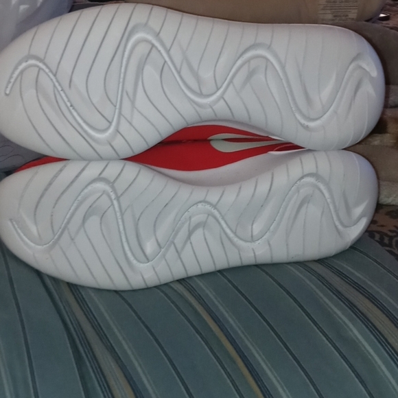 Men Nikes never been worn Men size 9 - Picture 7 of 7